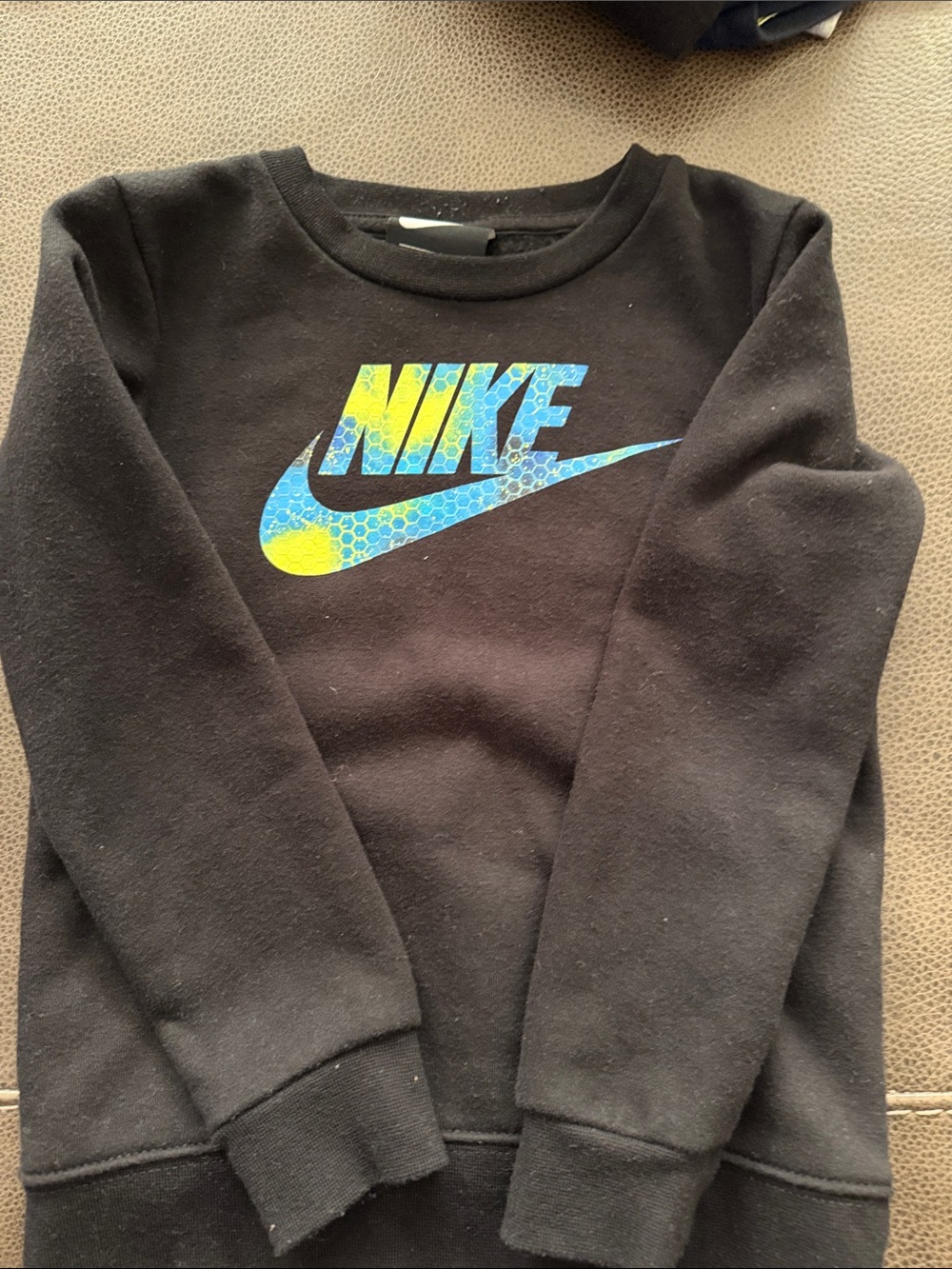 Nike Black Kids Sweatshirt and Joggers Set with Blue-Green Swoosh - Picture 3 of 3